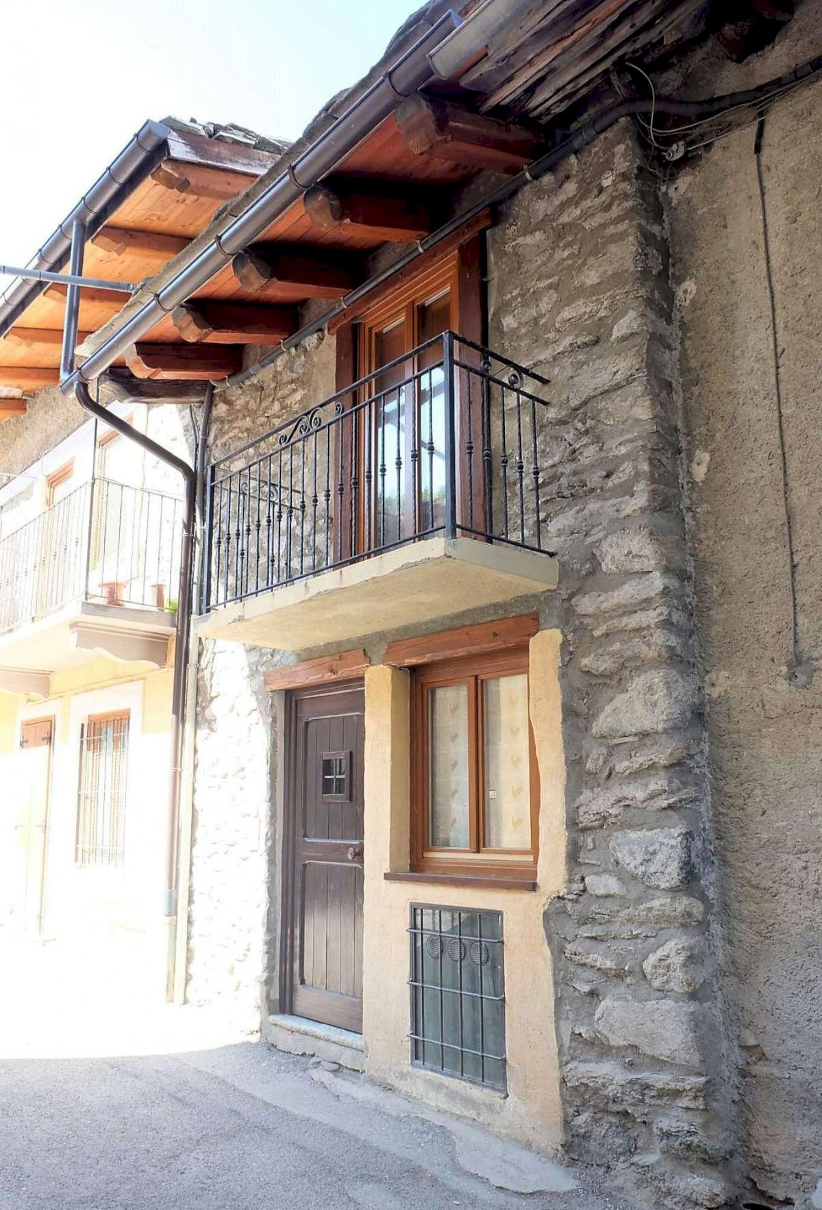 Three-room apartment Via della Cappella, Oulx - photo 1