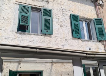 Independent house Montoggio - photo 1