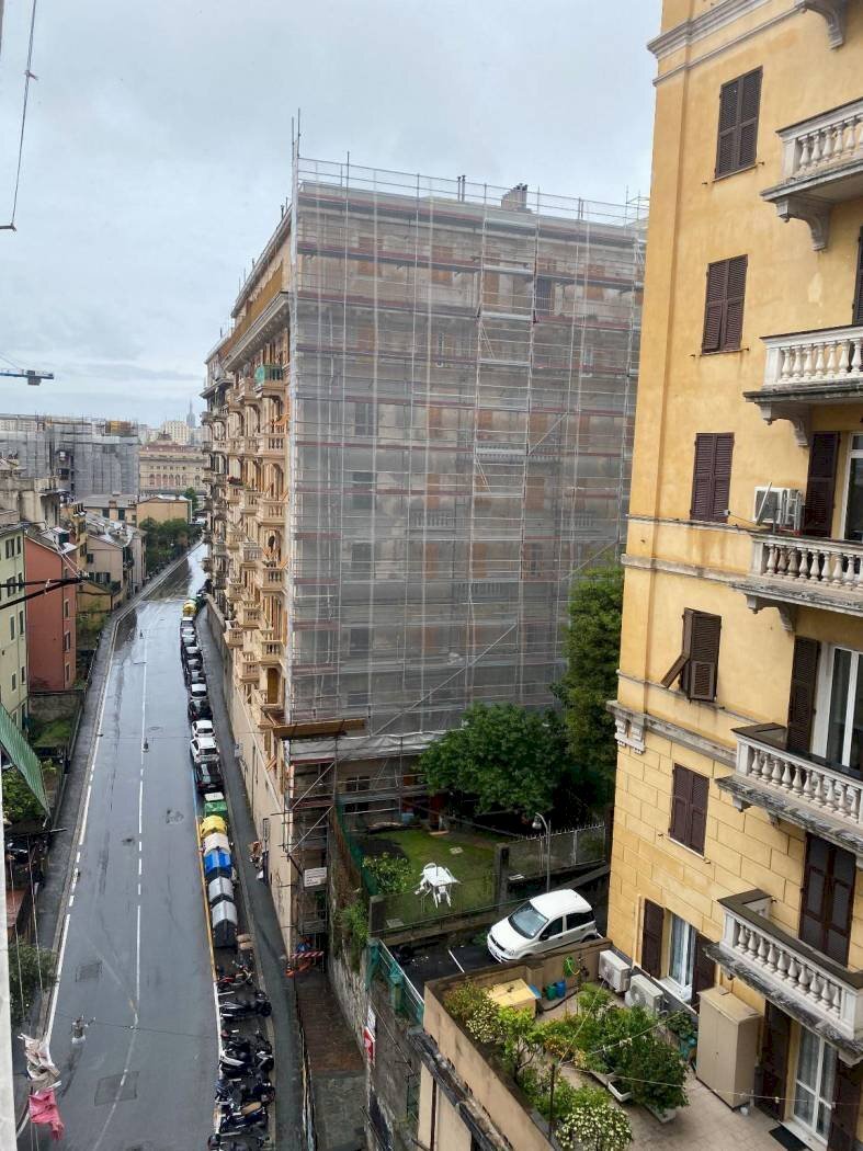 Two-room apartment corso Monte Grappa, Genova - photo 1