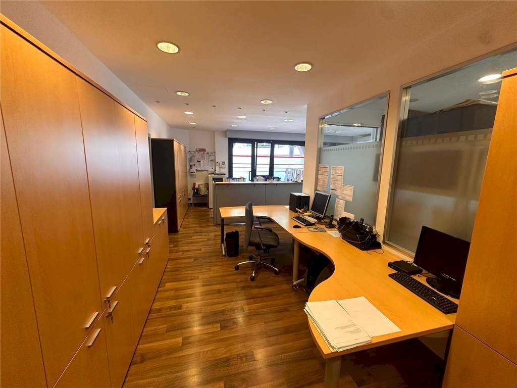 Office VOLTA 87, Lambrugo - photo 3