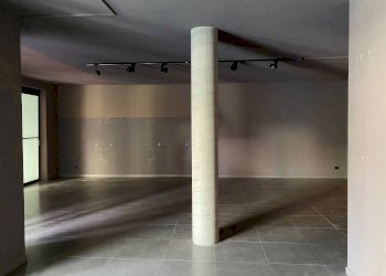 Negozio vicolo della Madonnetta, Chieri - foto 8