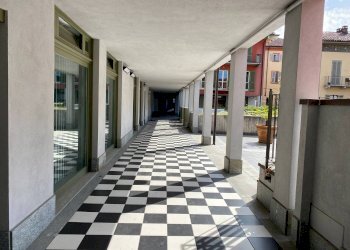 Negozio vicolo della Madonnetta, 3, Chieri - foto 3