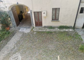 cortile - Stabile - Palazzo via Achille Motta, 1, Malnate - foto 4