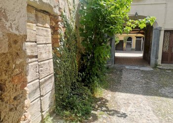 cortile - Stabile - Palazzo via Achille Motta, 1, Malnate - foto 19