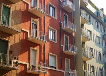 facciata - Trilocale via Raffaele Cadorna 33, Torino (zona Santa Rita) - foto 1