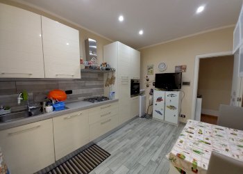 Appartamento largo Augusto Merlo, 183, Genova (zona Marassi) - foto 8