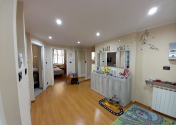 Appartamento largo Augusto Merlo, 183, Genova (zona Marassi) - foto 25