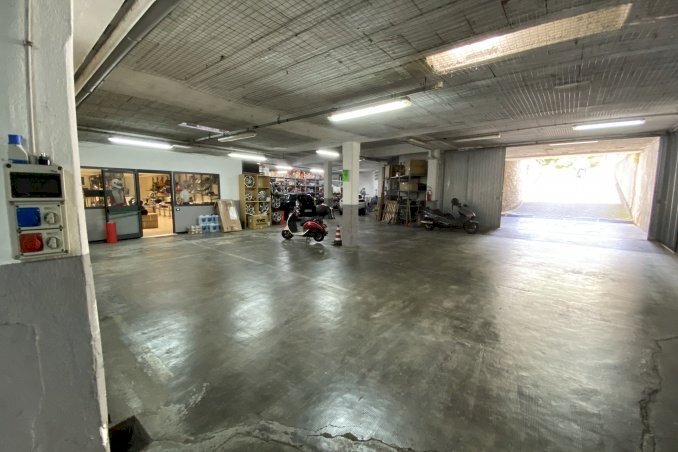 Warehouse Savona, Savona (neighborhood Oltreletimbro) - photo 3