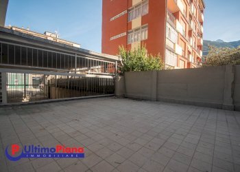 Shop Via Marmore, Aosta - photo 12