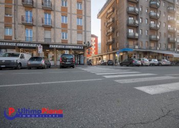 Shop Via Marmore, Aosta - photo 16