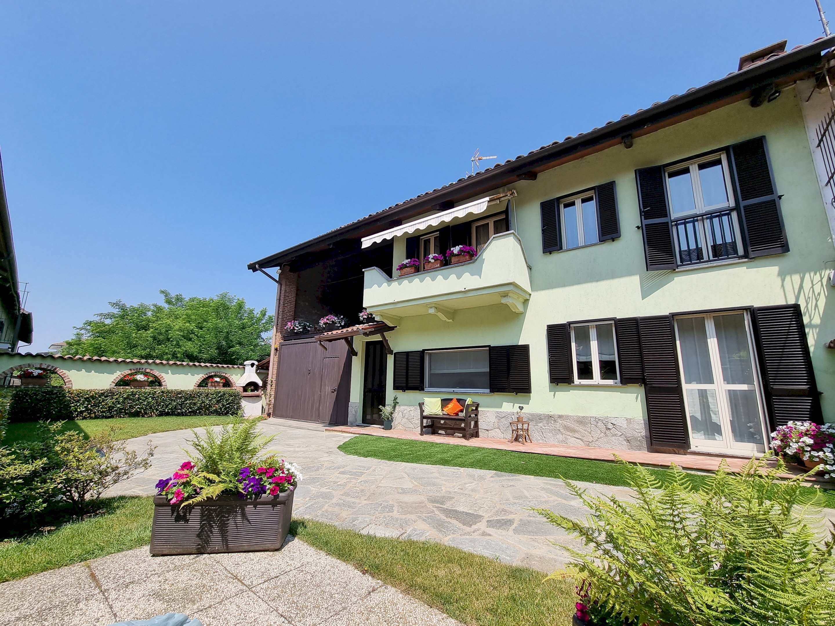 Casa indipendente Via Ferrarini, 20, Crescentino - foto 1