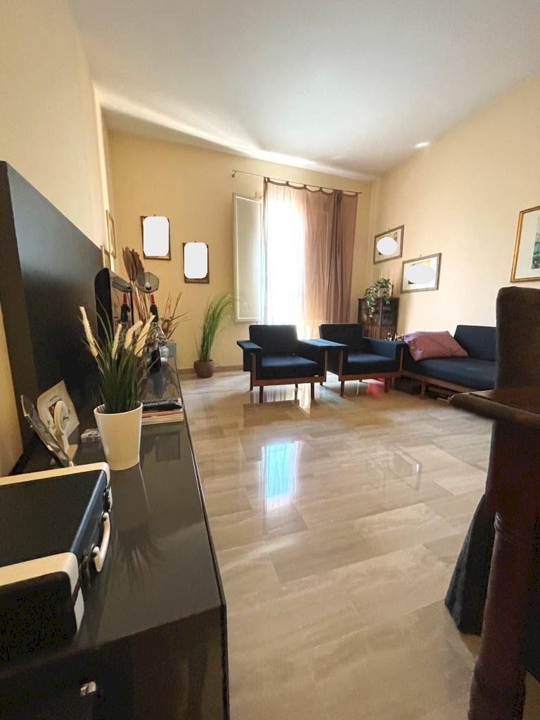 Three-room apartment Imola - photo 1