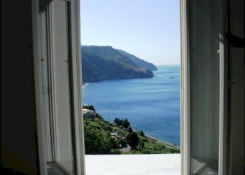 vista da soggiorno - Appartamento Vernazza - foto 1