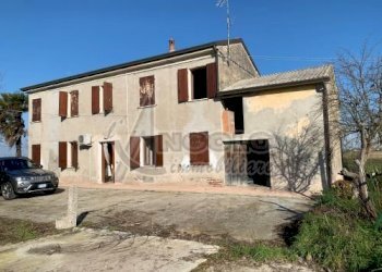 IMG_1069ok.jpg - Rustico Via Giuseppe Mazzini, Canaro - foto 1