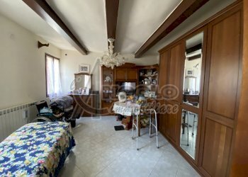 IMG_4650.jpeg - Rustico Via Giuseppe Mazzini, Canaro - foto 9