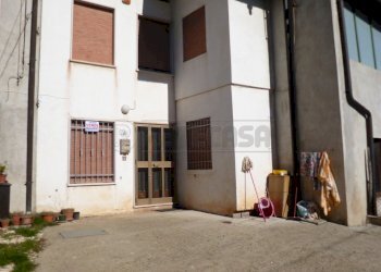 esterno.JPG - Casa semi indipendente Contrada Mastrotti, Nogarole Vicentino - foto 2