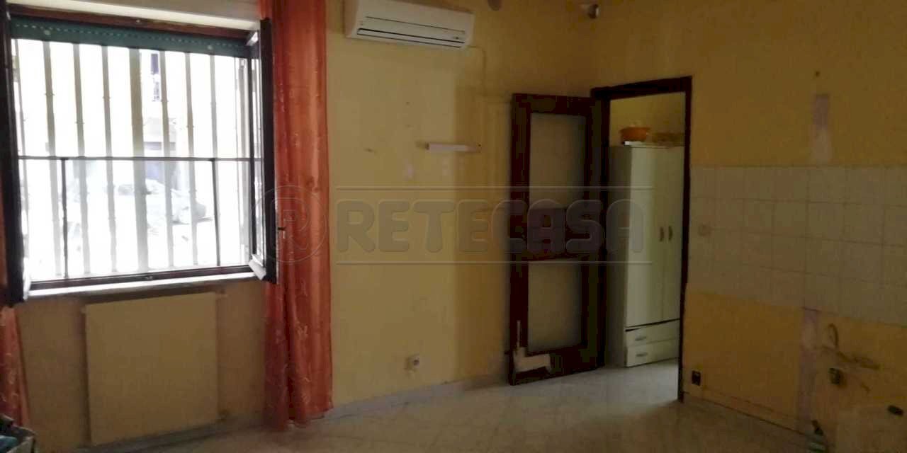 WhatsApp Image 2024-05-27 at 11.59.48 (1).jpeg - Magazzino via bufano 35, Salerno - foto 3