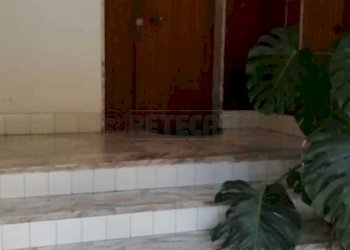 WhatsApp Image 2024-05-27 at 11.59.48 (2).jpeg - Magazzino via bufano 35, Salerno - foto 2