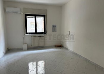 Immagine WhatsApp 2025-11-26 ore 11.01.06_950f8401 - Ufficio viale trieste 131, Caltanissetta - foto 3
