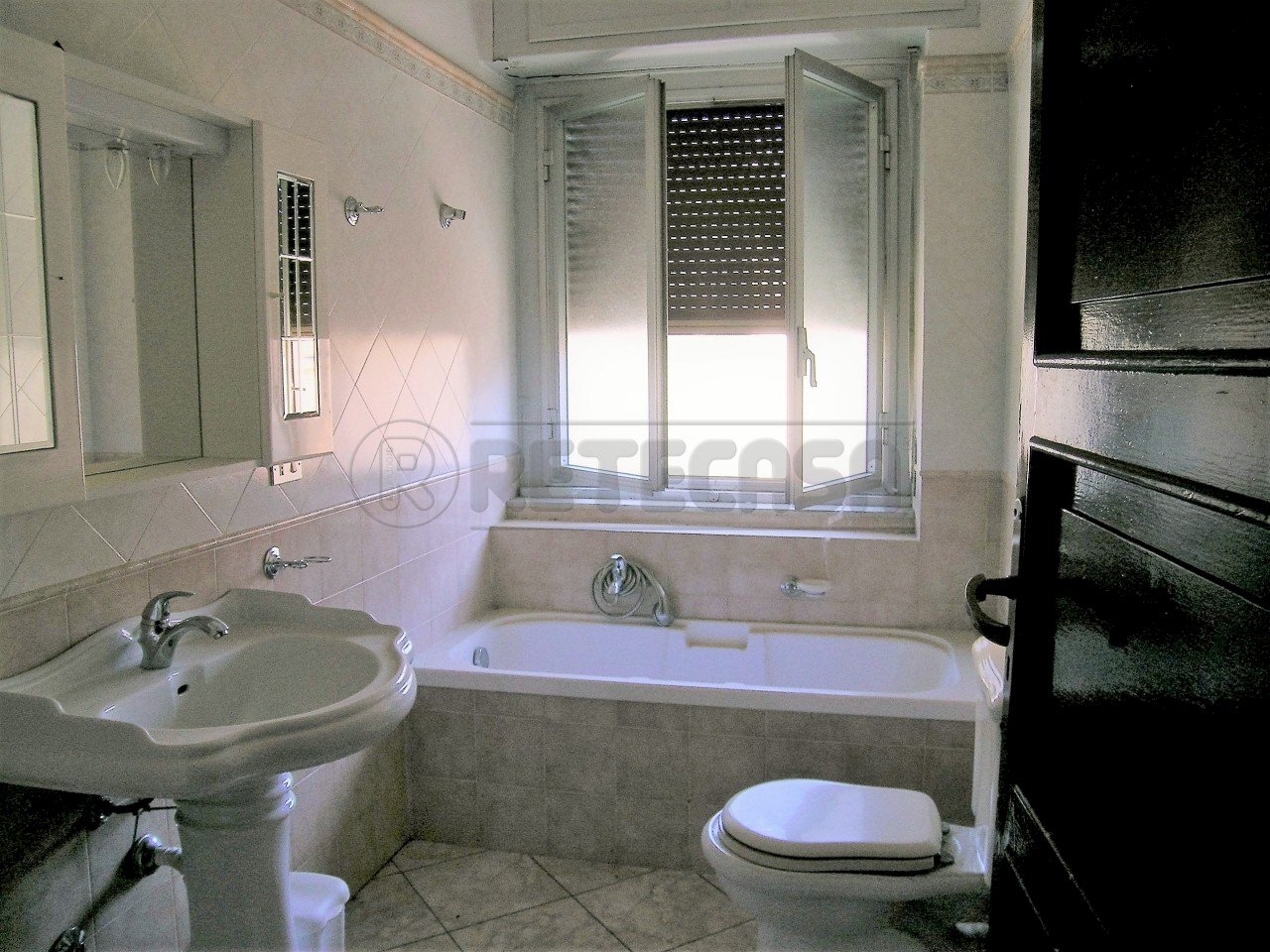 DSCN5085 (2).JPG - Apartment via boccaccio 10, Caltanissetta - photo 3