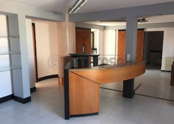 IMG_1305.JPG - Ufficio Ponsacco - foto 1