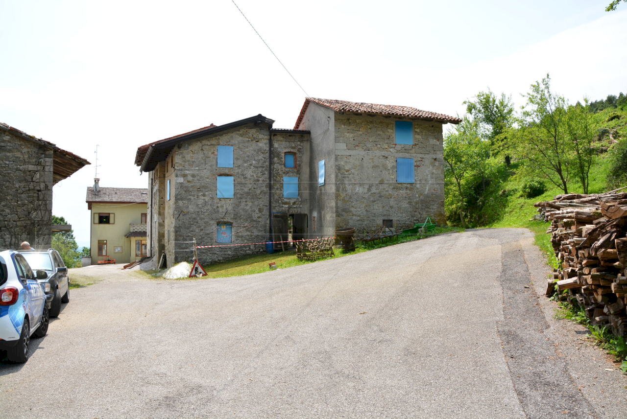 ESTERNI - Rustico Via Spignon 3, Pulfero - foto 2