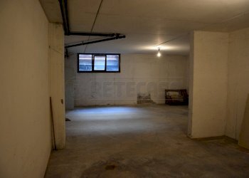 MAGAZZINO - Locale Commerciale VIA DIVISIONE JULI 18-19, Manzano - foto 20