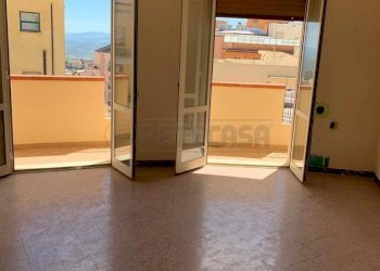 WhatsApp Image 2021-05-19 at 12.17.04 (1).jpeg - Appartamento Via Vittorio Veneto, Catanzaro - foto 3