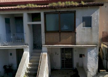 IMG_20210410_101158.jpg - Casa semi indipendente Via Collecedro 7, Cervaro - foto 1