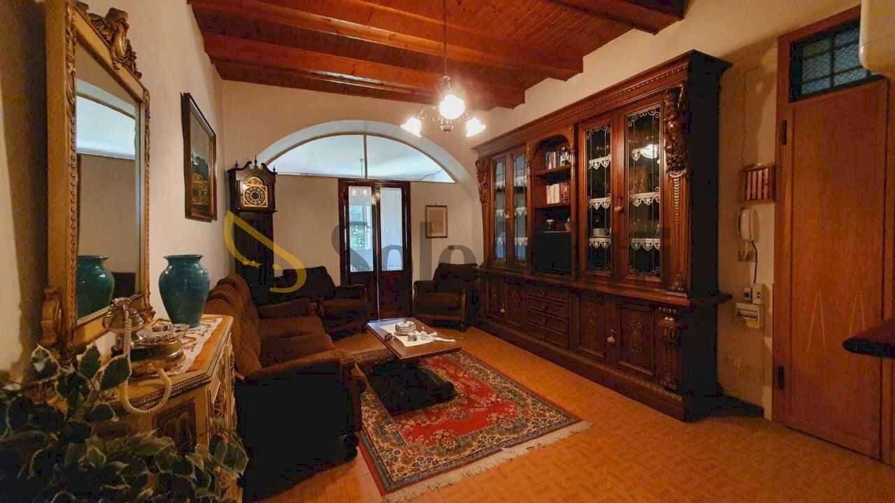 sala - Appartamento Piazza Traversari 7777, Portico e San Benedetto - foto 1