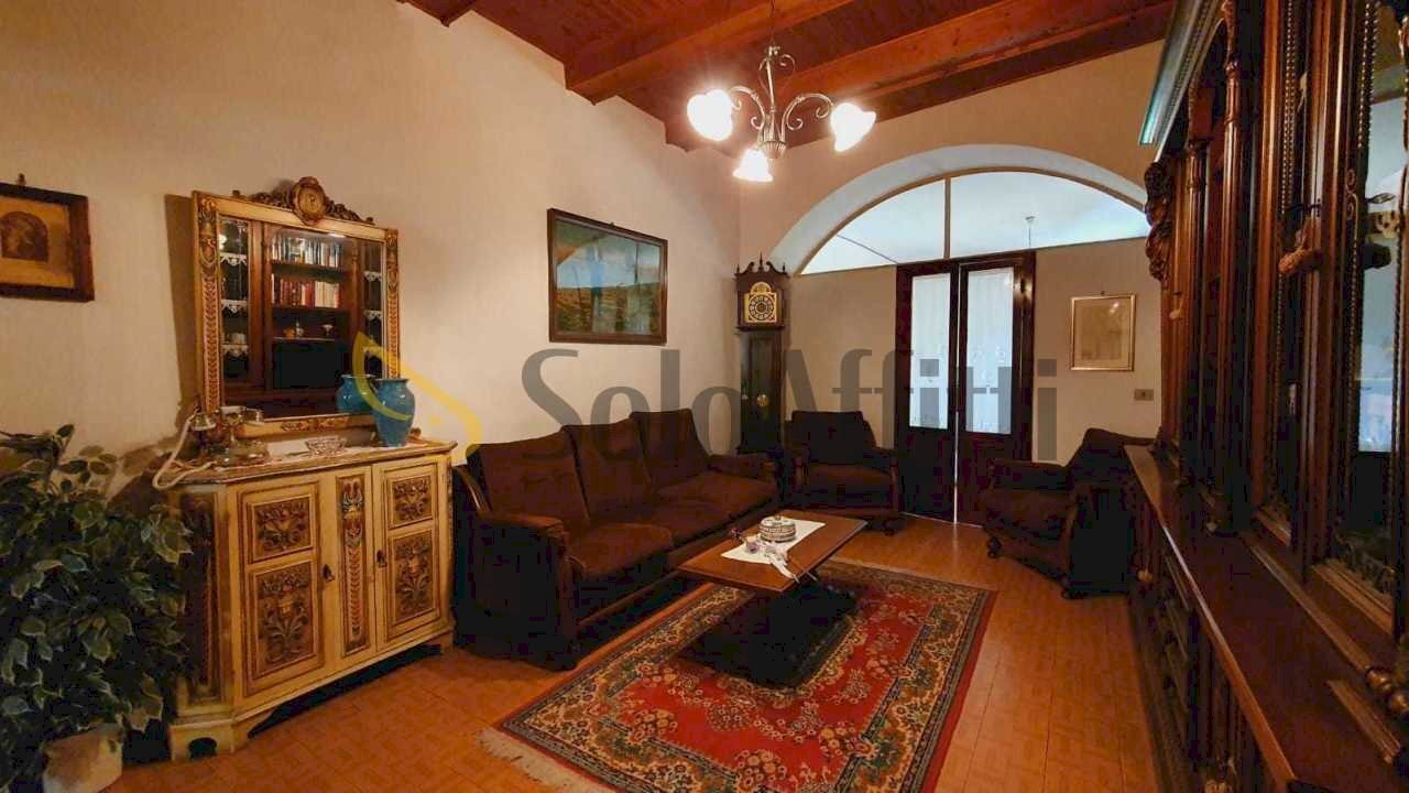 sala - Appartamento Piazza Traversari 7777, Portico e San Benedetto - foto 2