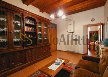 sala - Appartamento Piazza Traversari 7777, Portico e San Benedetto - foto 3