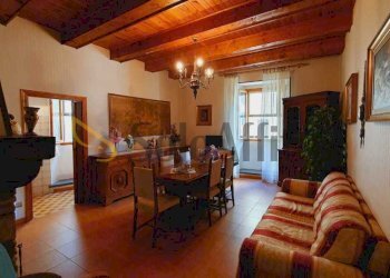 sala da pranzo - Appartamento Piazza Traversari 7777, Portico e San Benedetto - foto 7