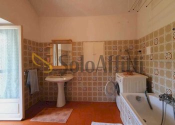 bagno con vasca - Appartamento Piazza Traversari 7777, Portico e San Benedetto - foto 19