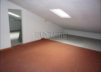 sottotetto/archivio - Commercial Premises Via Giuseppe Mazzini 7777, Forlimpopoli - photo 11