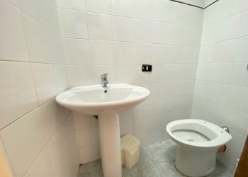 IMG_1039.JPG - Laboratory Sciacca - photo 15