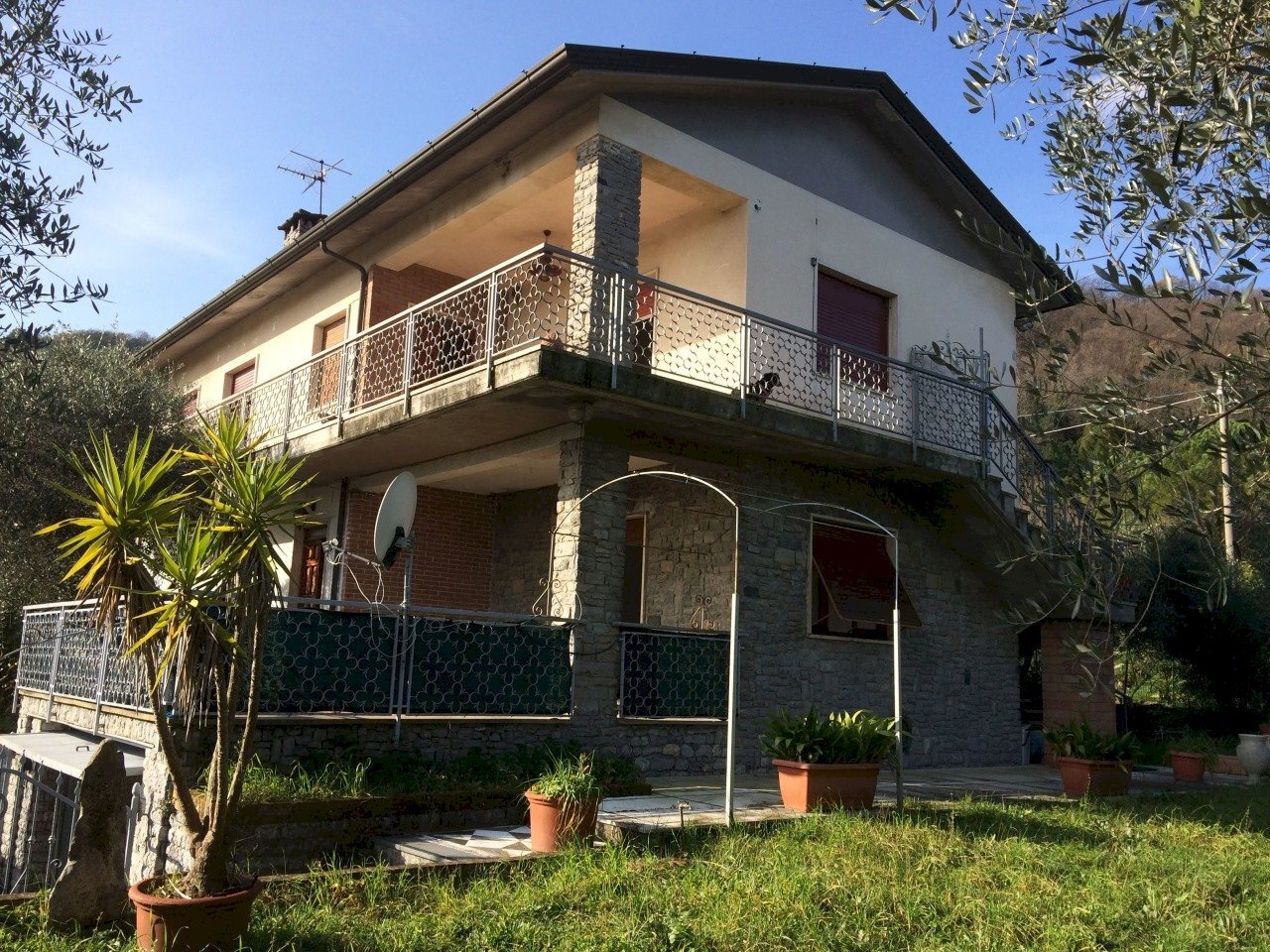1.jpg - Casa indipendente Ameglia - foto 1