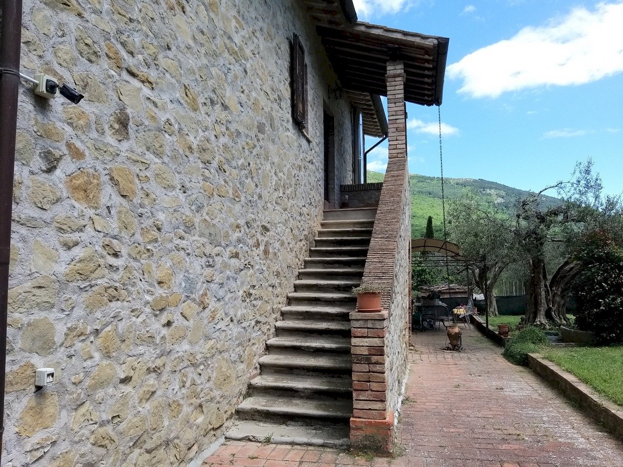 02.jpg - Casale Strada Colle Umberto - Ponte Nese 59, Perugia - photo 2