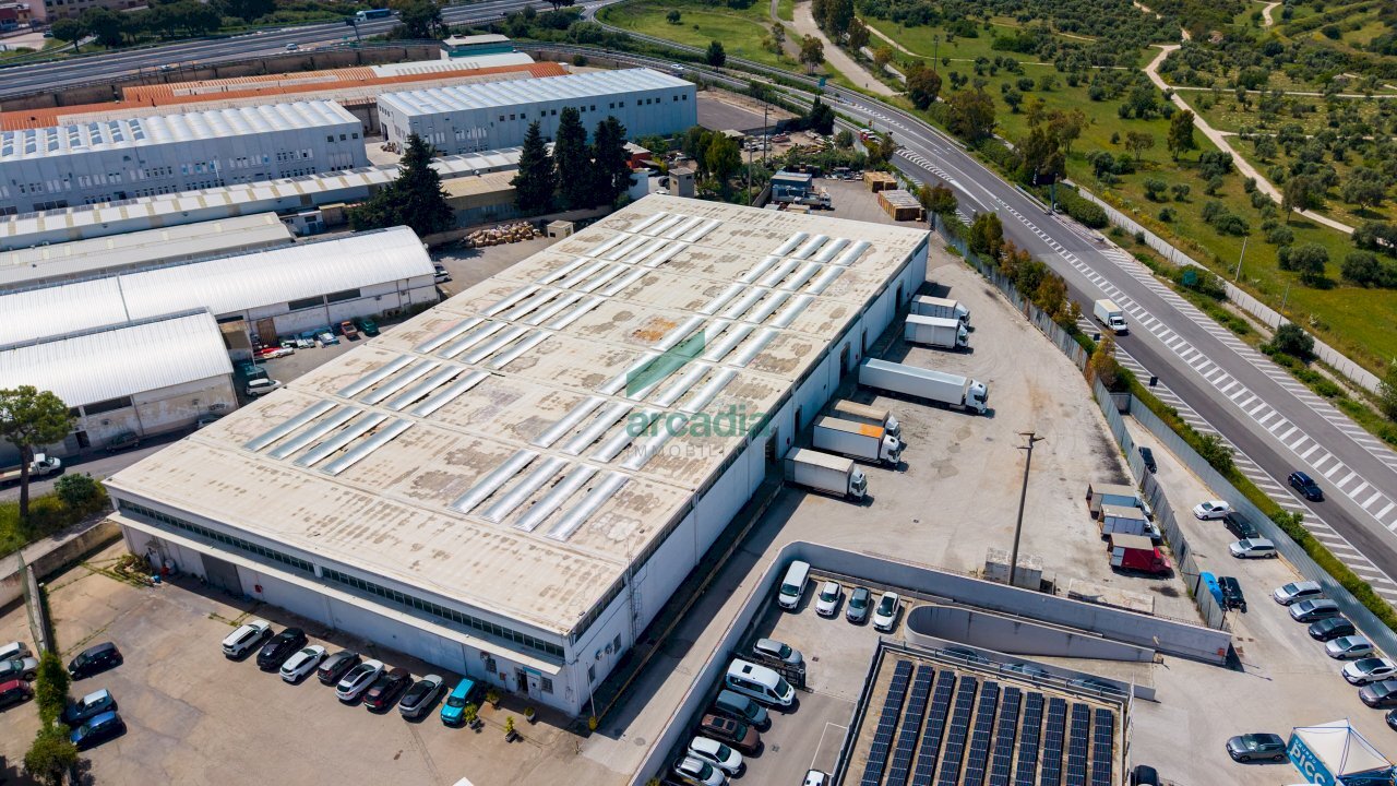 viste - Locale Commerciale SS96 13/C, Modugno - foto 1