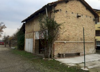 059.JPG - Rustico Traversetolo - foto 8