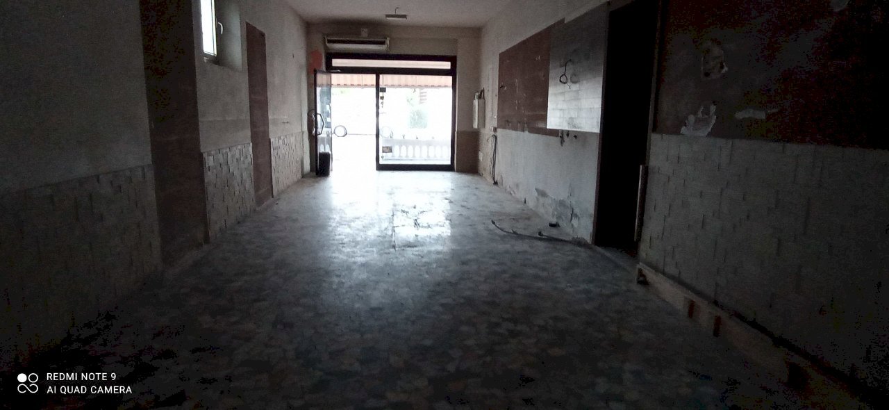 1619601168341.jpg - Commercial Premises Via Sarzanese 937, Lucca - photo 3