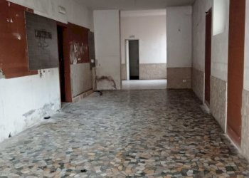 1619601168372.jpg - Locale Commerciale Via Sarzanese 937, Lucca - foto 21