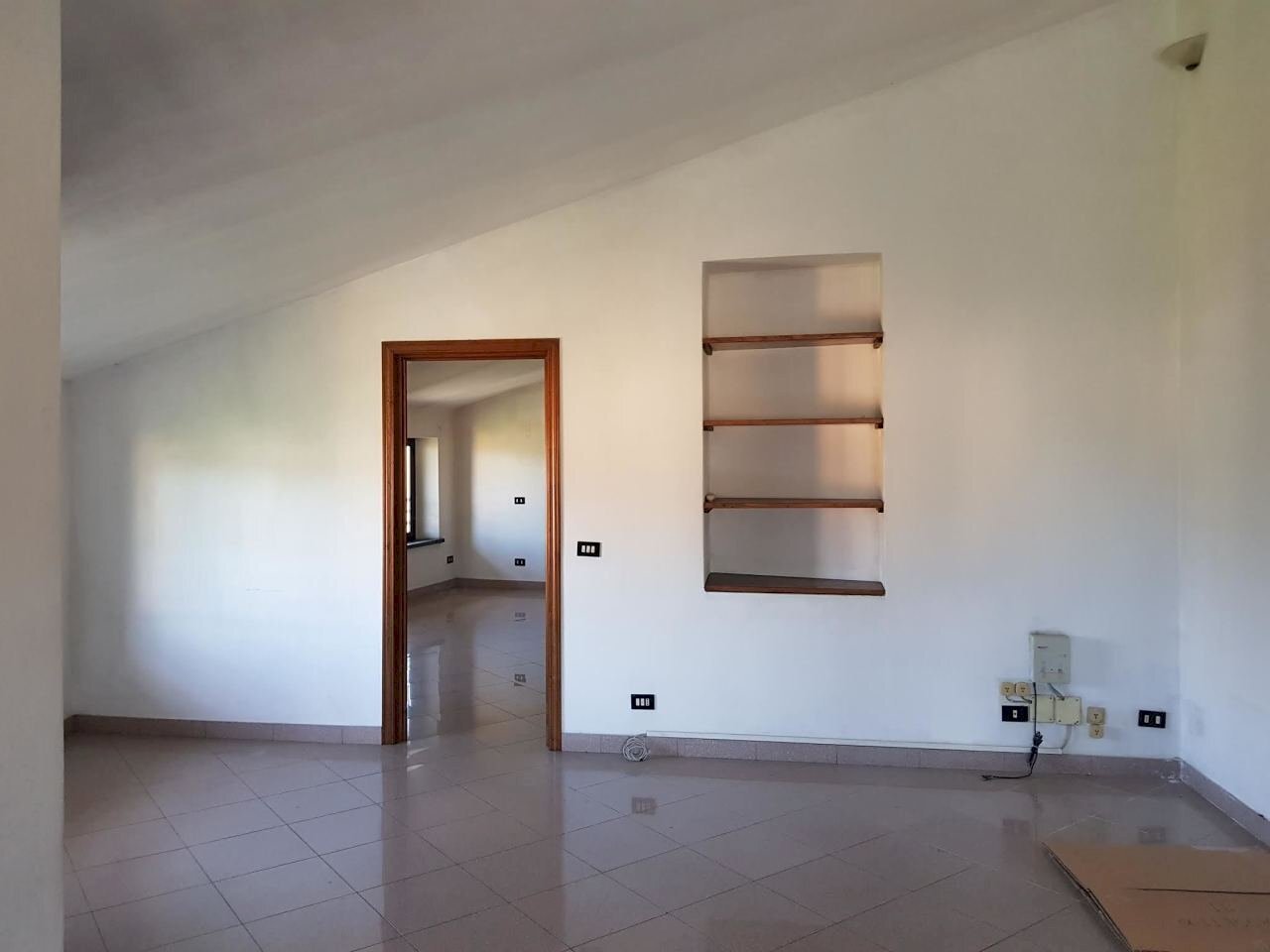 20200902_093750.jpg - Commercial Premises Via Corte Puccetto, Lucca - photo 1