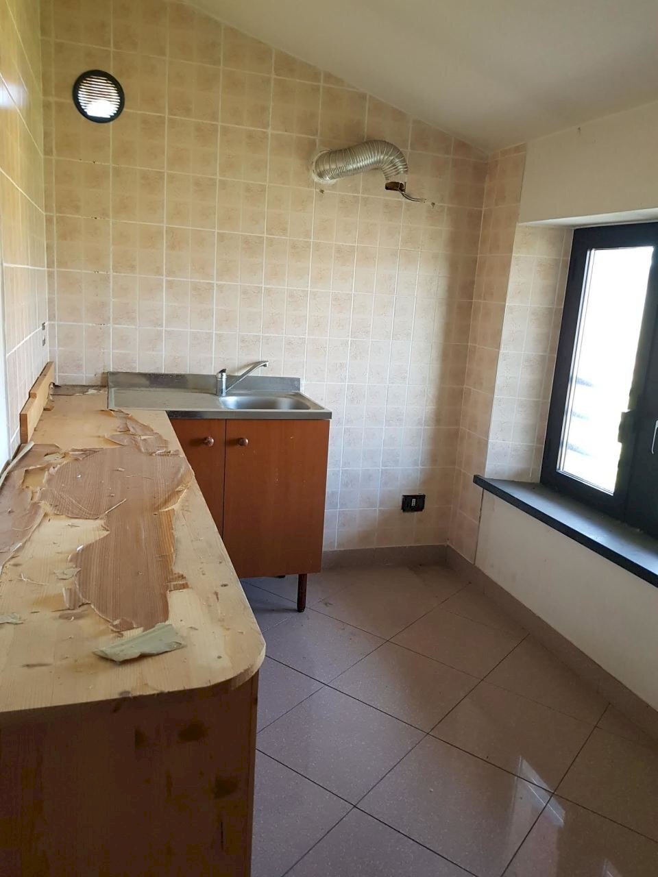 20200902_093826.jpg - Commercial Premises Via Corte Puccetto, Lucca - photo 3