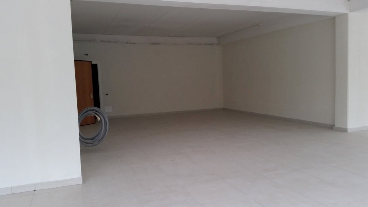 20151218_121334.jpg - Commercial Premises san giuseppe, Altopascio - photo 2