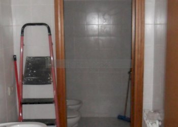 SAM_6731.JPG - Locale Commerciale VIA OLAF PALME, Bastia Umbra - foto 6