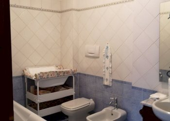 10.jpg - Ufficio Dicomano - foto 10