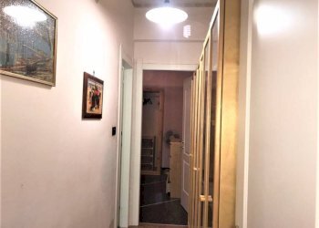 Bilocale Genova - foto 1