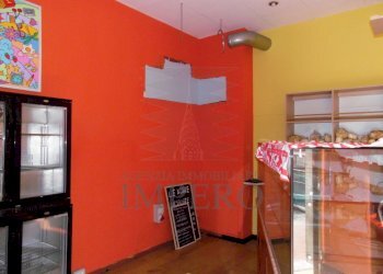 006 (FILEminimizer).JPG - Locale Commerciale Ventimiglia - foto 6