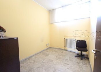 Internet Point - Phone Center Via Roma, Pregnana Milanese - foto 9